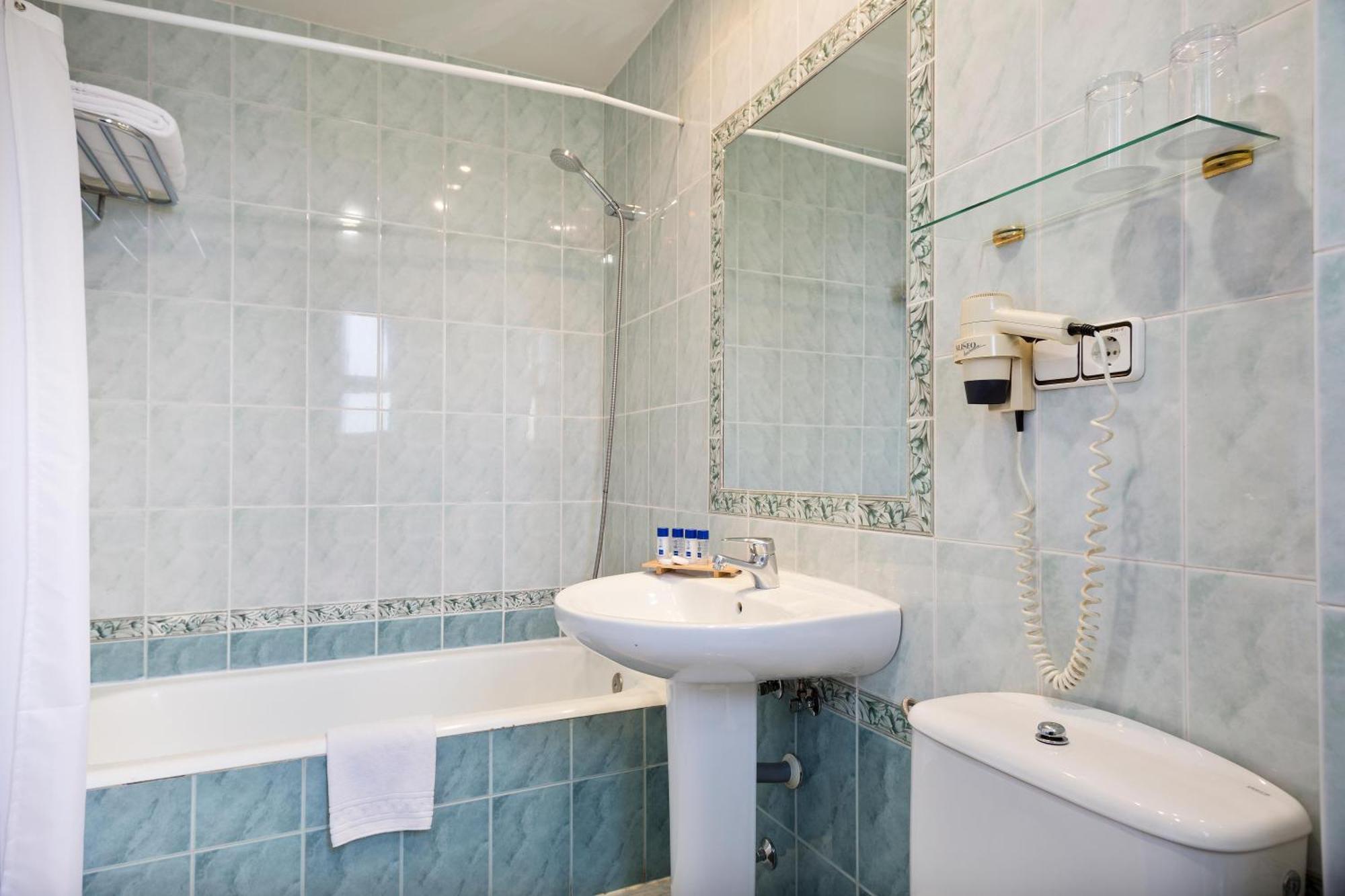 Chambre Double ou Lits Jumeaux Supérieure avec Terrasse