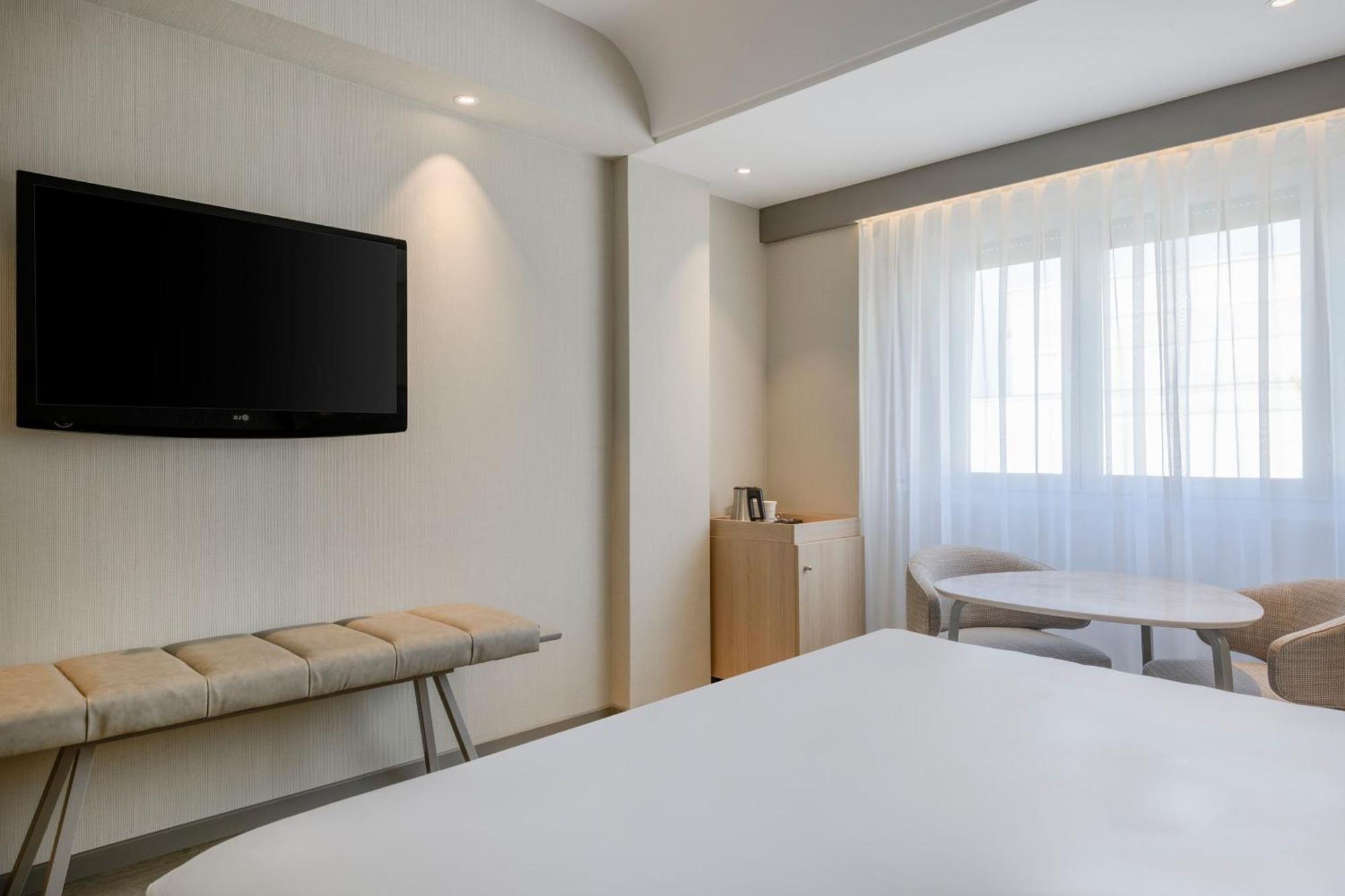 Quarto Queen Standard com 1 Cama Queen-size