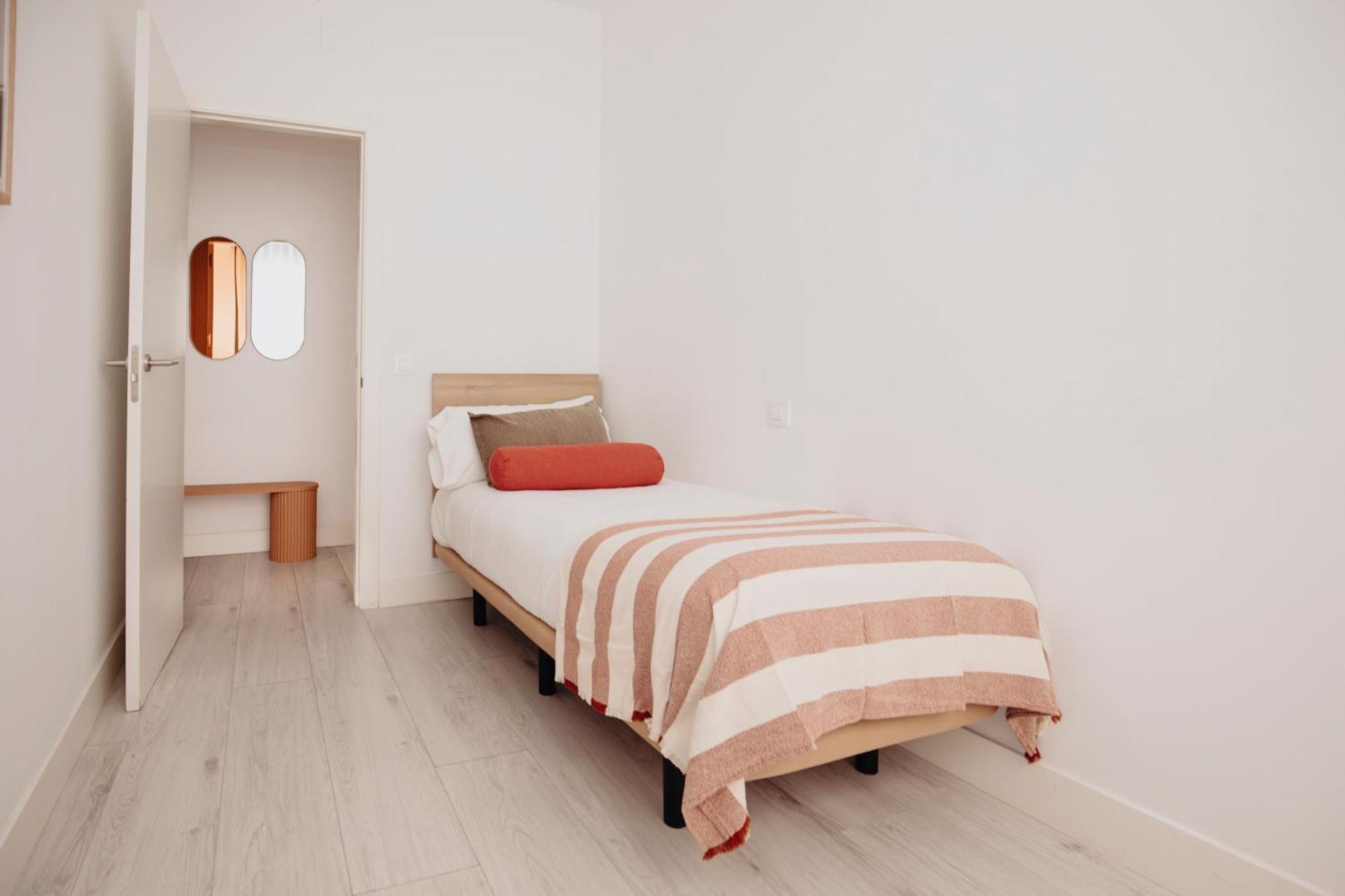 Two-Bedroom Apartment,1598434368:JPEG