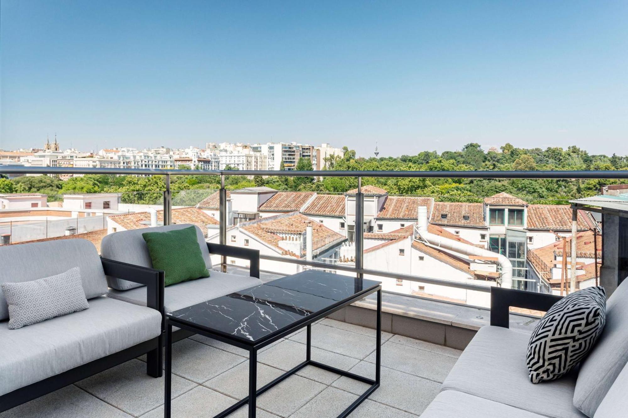 Superior Room Terrace