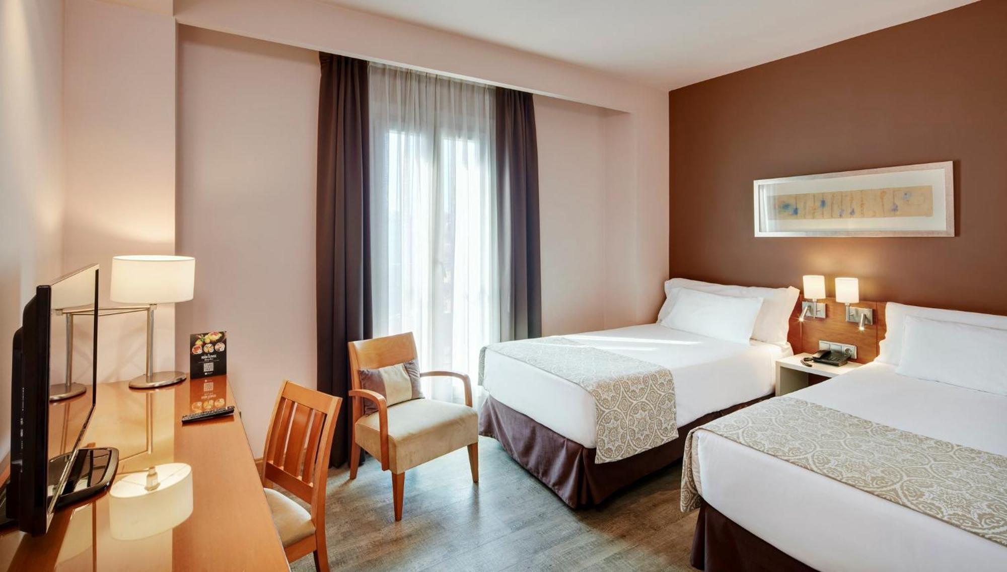 Twin Room,1769487643:JPEG
