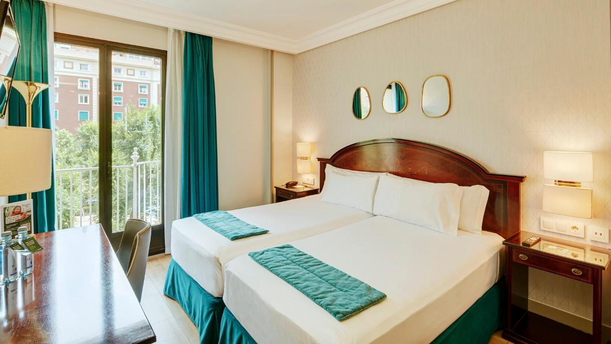 Double Room Plaza View,1774428422:JPEG