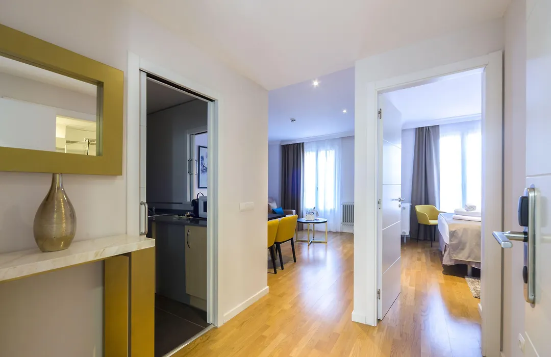 Tgh Gran Via Apartments-1